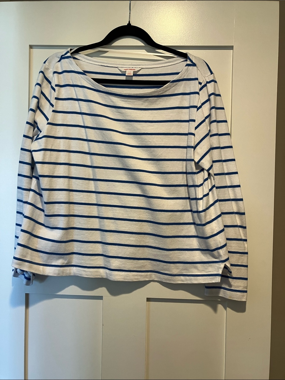 Long sleeve blue stripe tee